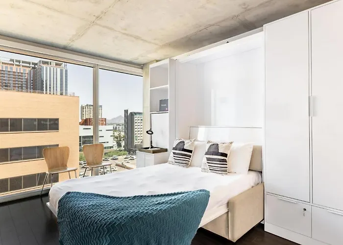 Boulevard Highrise Stu Sky Pool Parking Gym 35 *