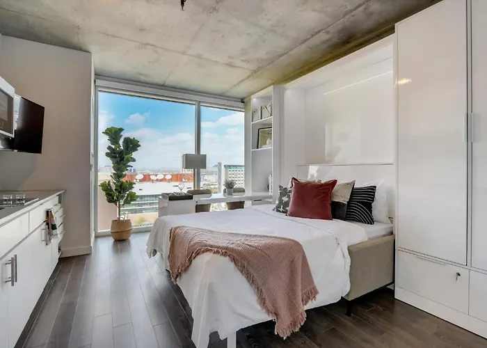 Apartment Boulevard Highrise Stu Sky Pool Parking Gym 35 Phoenix