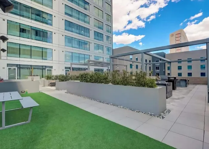 Boulevard Highrise Stu Sky Pool Parking Gym 35 Apartment